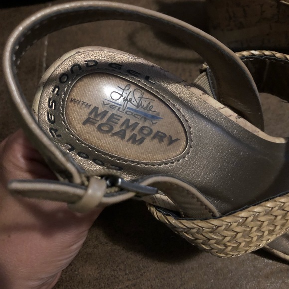 Life Stride, Velocity Sandals - Picture 3 of 6